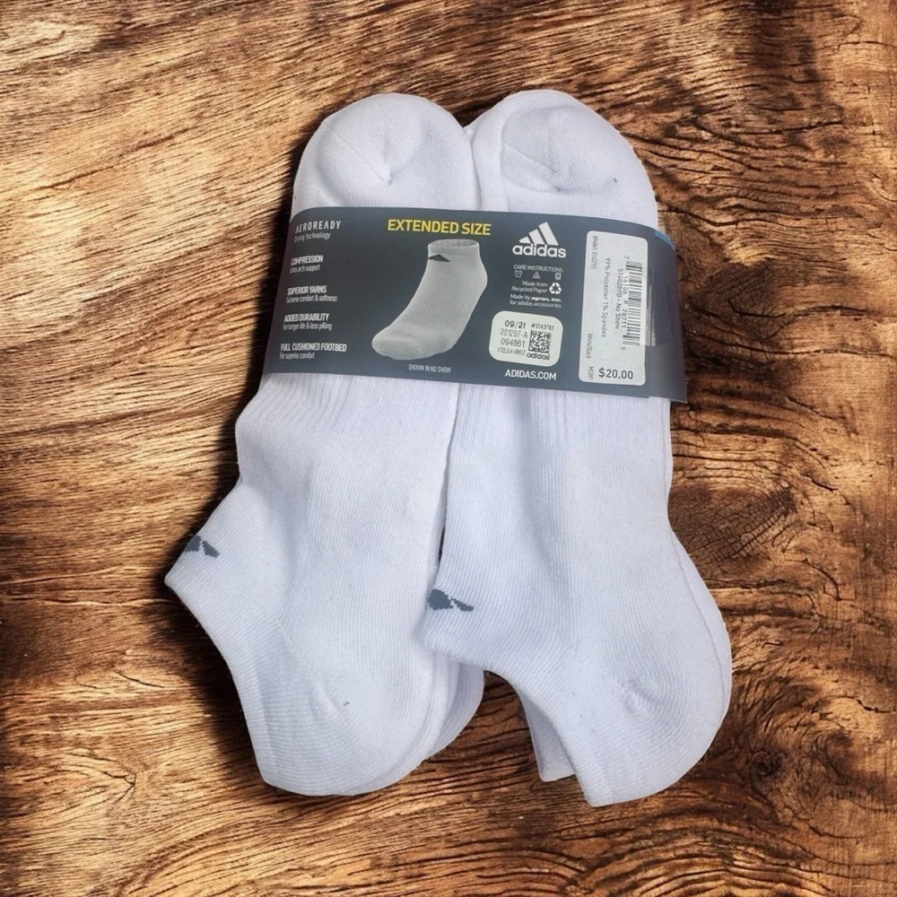 NWT❇️Adidas❇️Men's Cushioned Socks - White